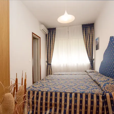Hotel Rivamare 2*